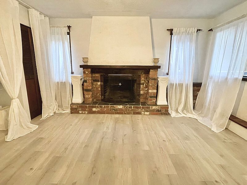 Burnaby Apartment for rent - 3 Bedrooms — photo 4