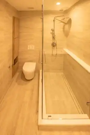 #618–1526 Finlay St, White Rock, BC | 2BD + Den / 2BA Luxury Condo — photo 9