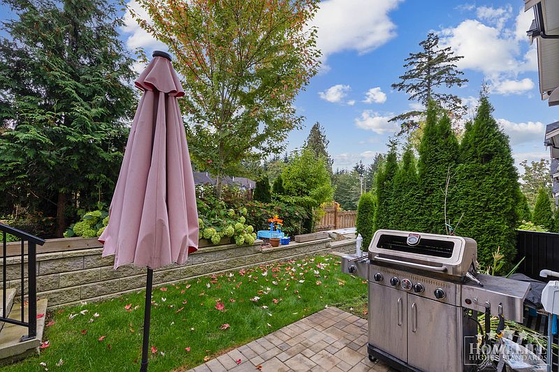 Surrey Townhouse for rent - 3 Bedrooms — photo 16