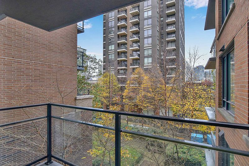Vancouver Condominimum for rent - 2 Bedrooms — photo 13