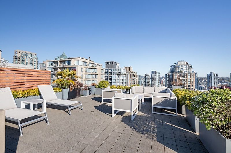 Vancouver Apartment for rent - 3 Bedrooms — photo 43