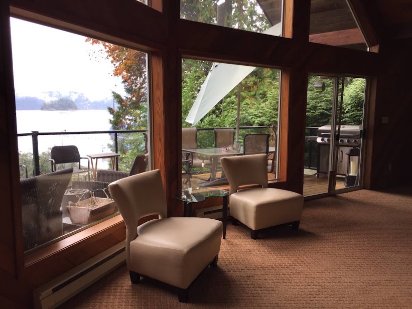 326 Sasamat Ln, North Vancouver | 3BD/2BA | Waterfront Home — photo 16