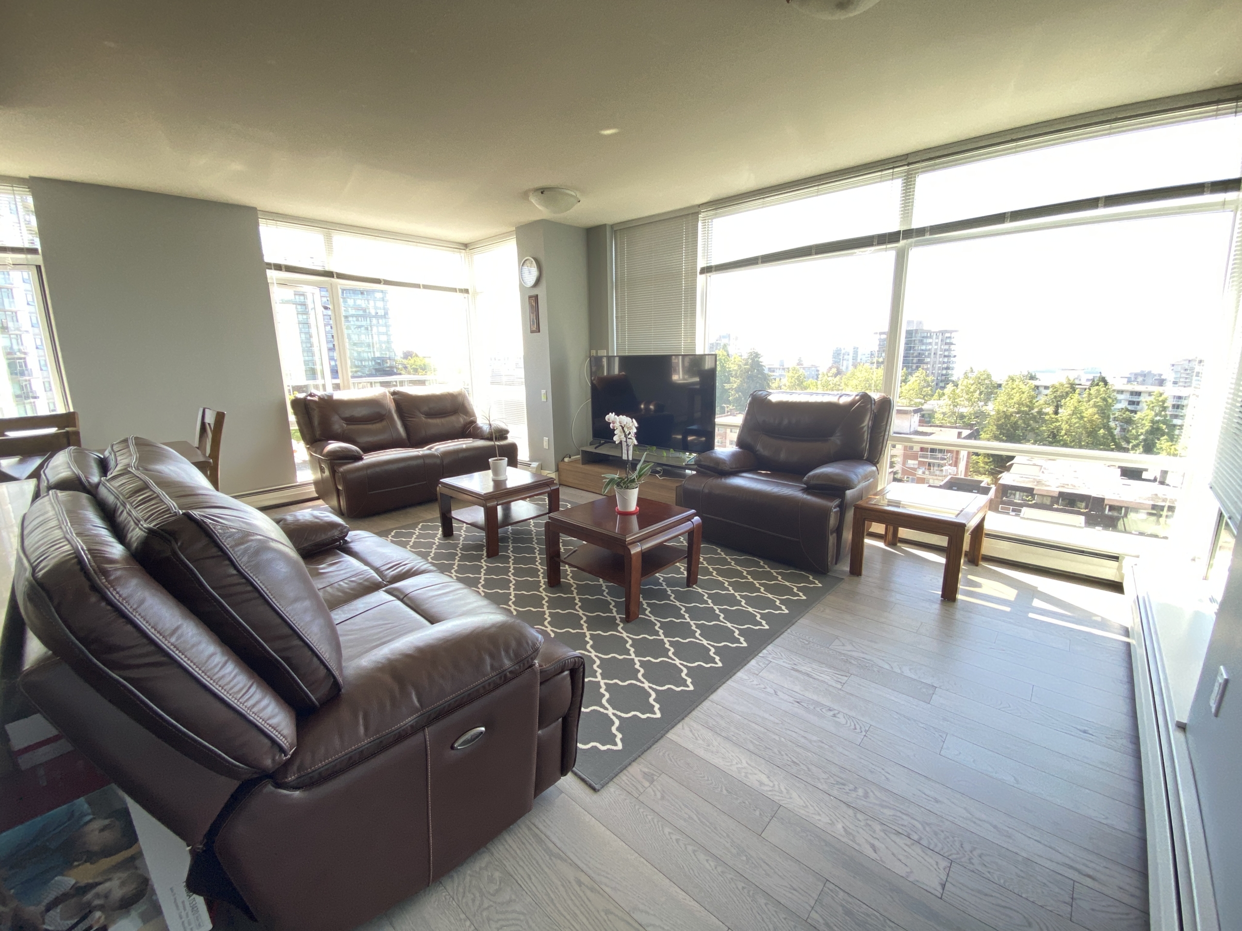 3650 CAD in North Vancouver — photo 8