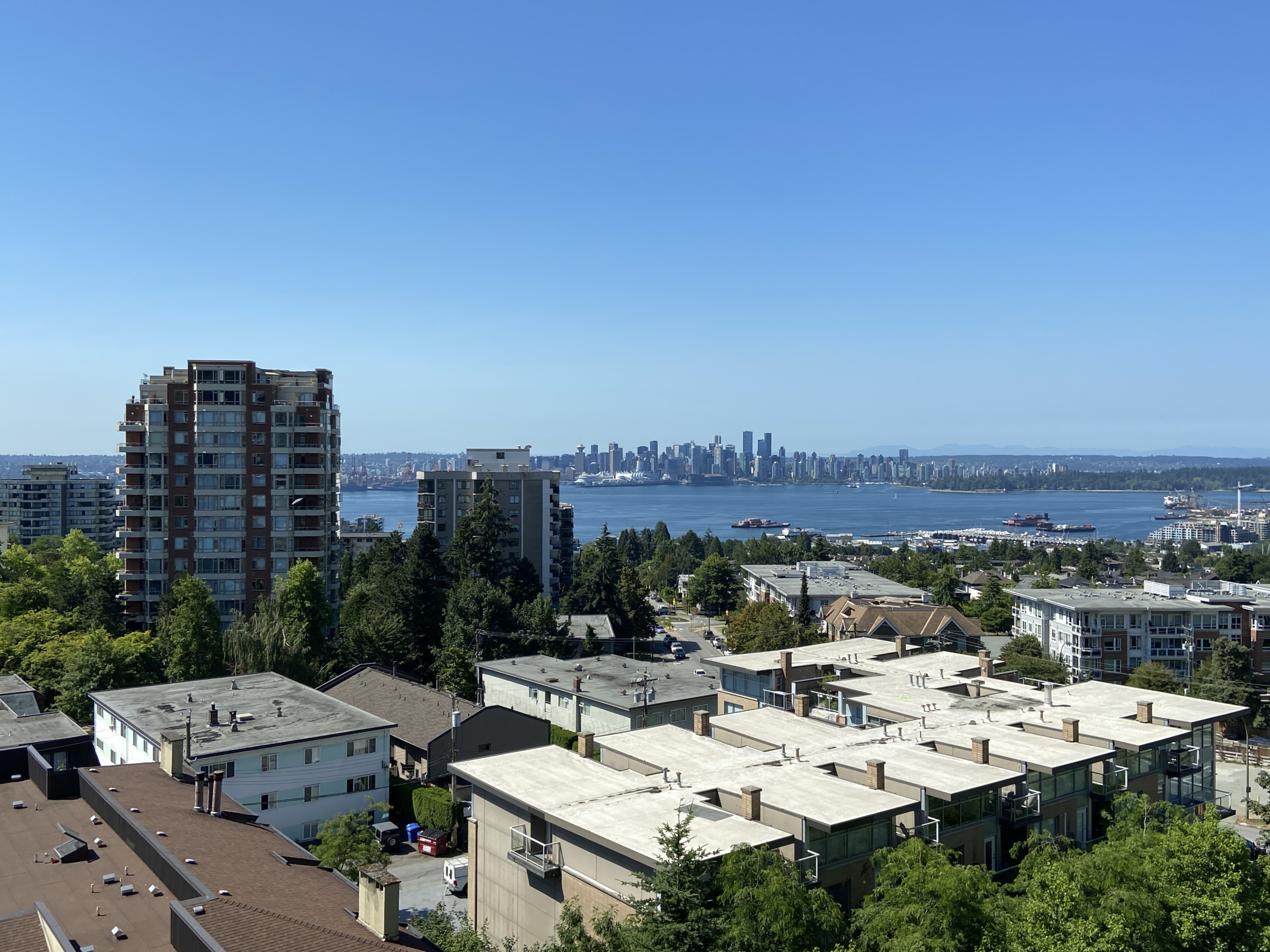 3650 CAD in North Vancouver — photo 27
