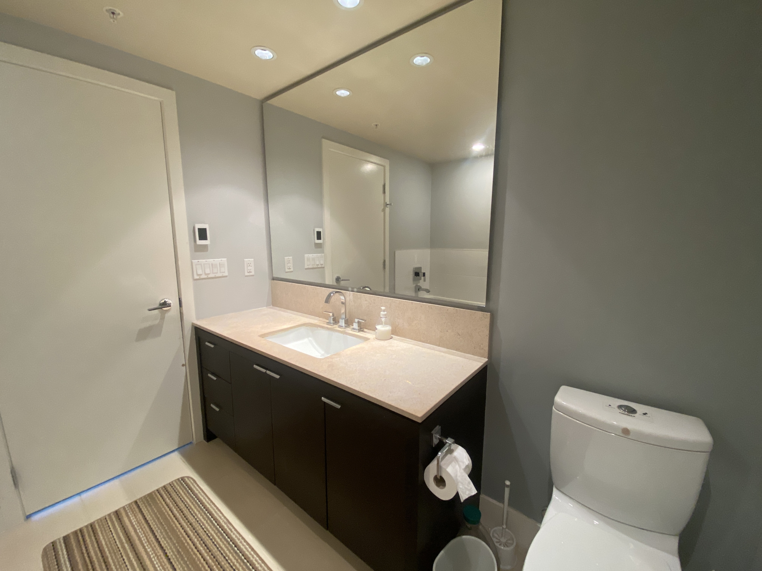 3650 CAD in North Vancouver — photo 16