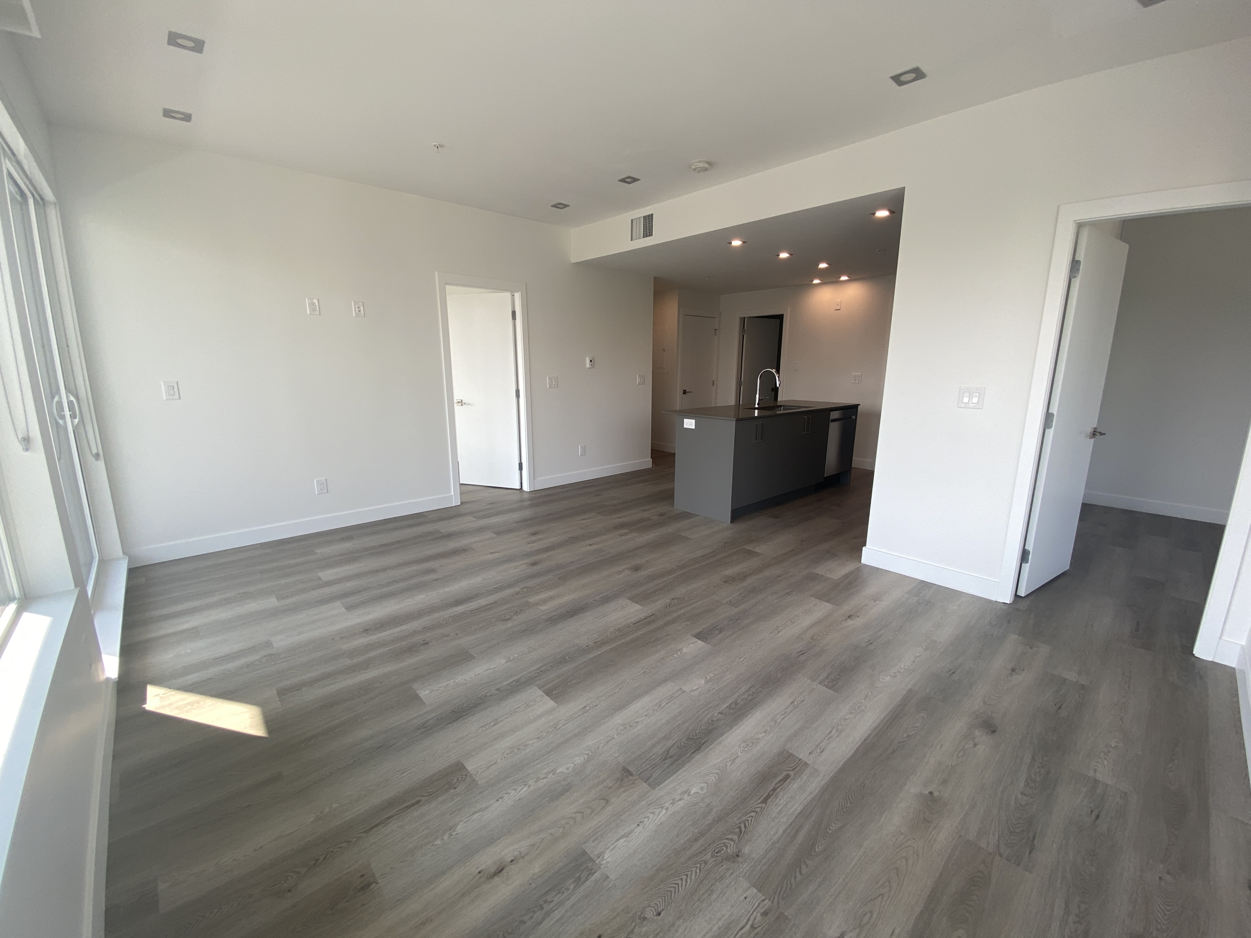 4500 CAD in North Vancouver — photo 6