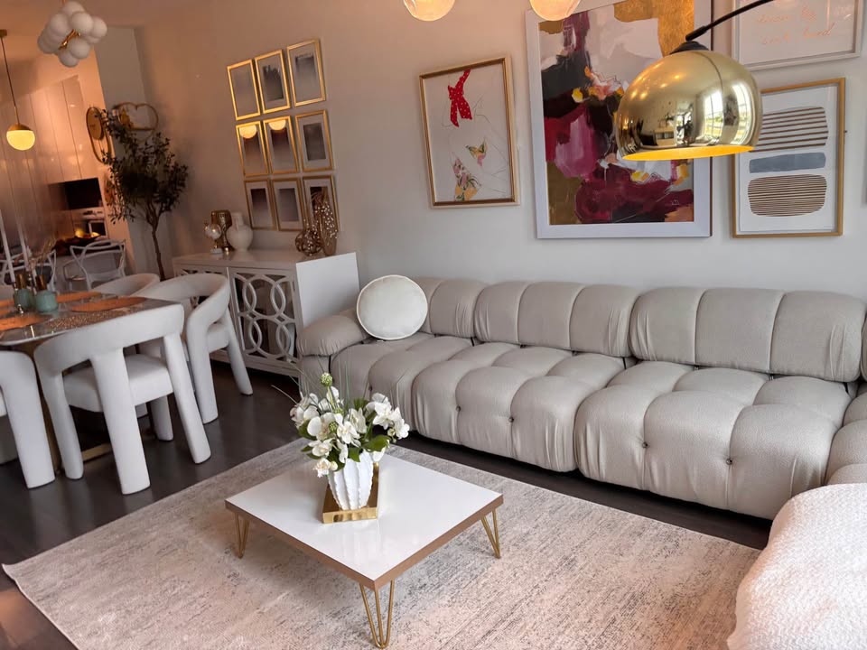 Modern 2 Bed Apartment for Rent in Surrey — photo 16