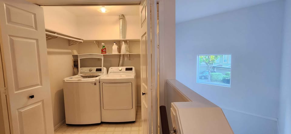 Spacious 2 Bed Townhouse for Rent in Surrey — photo 10