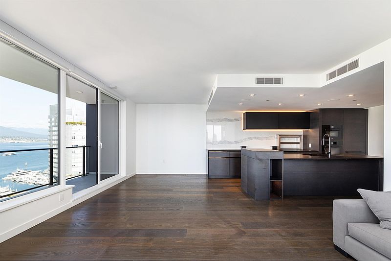 Vancouver Condominimum for rent - 3 Bedrooms — photo 3