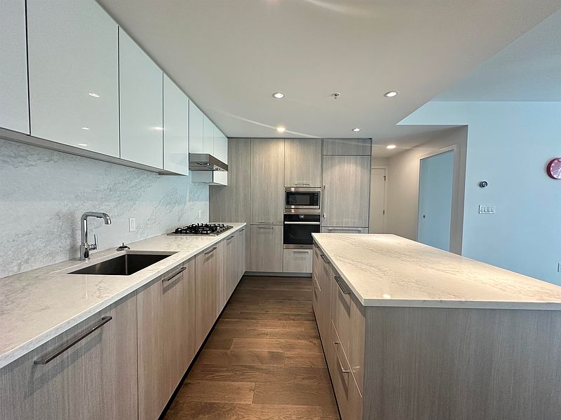 Richmond Condominimum for rent - 2 Bedrooms — photo 2