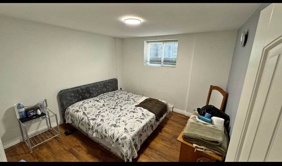 Charming 1 Bed Basement Suite in Surrey — photo 3