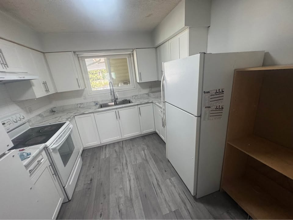 Spacious 4 Beds, 2 Baths House for Rent in Surrey — photo 6