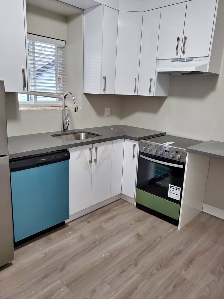 Charming 1 Bed House for Rent in Port Coquitlam in Port Coquitlam