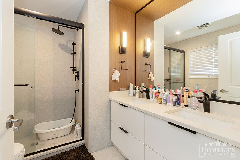 Surrey Townhouse for rent - 3 Bedrooms — photo 10