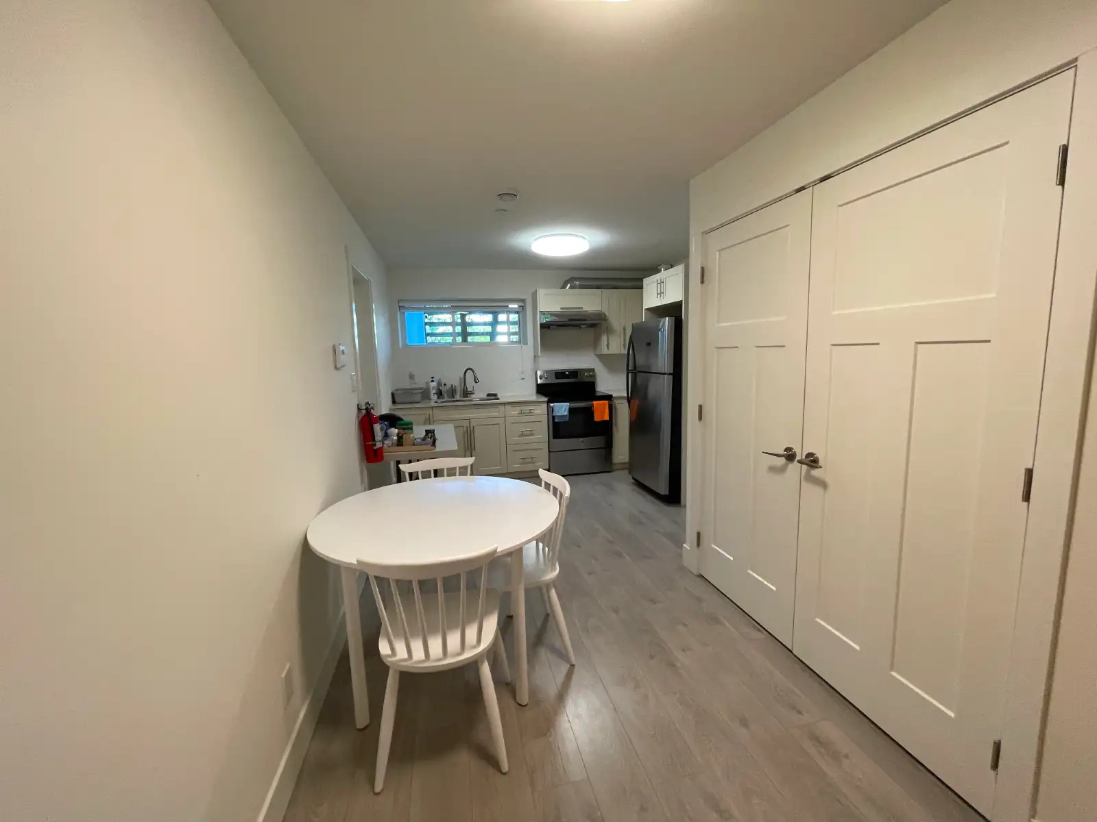 Dunbar, Vancouver | 3BR/2BA Suite | Near UBC — photo 6
