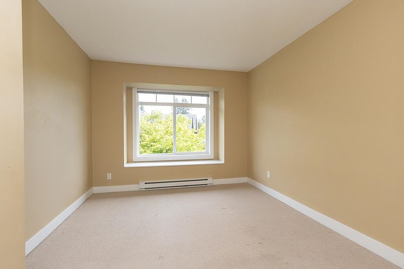 Burnaby Townhouse for rent - 2 Bedrooms — photo 16
