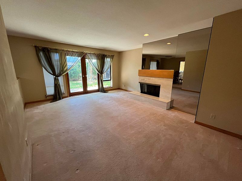 Richmond House for rent - 4 Bedrooms — photo 4