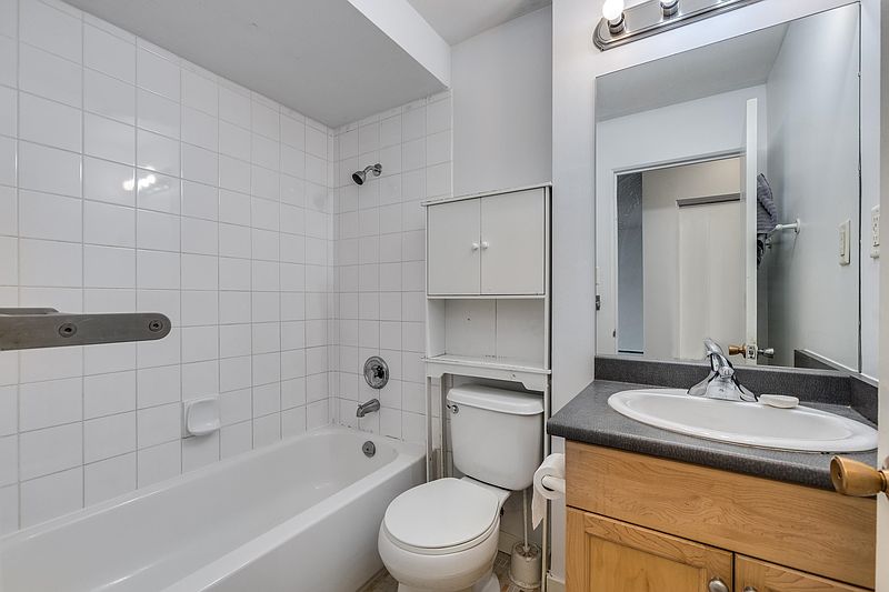 Vancouver Condominimum for rent - 1 Bedroom — photo 13