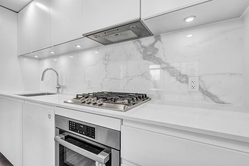 Burnaby Condominimum for rent - 1 Bedroom — photo 9