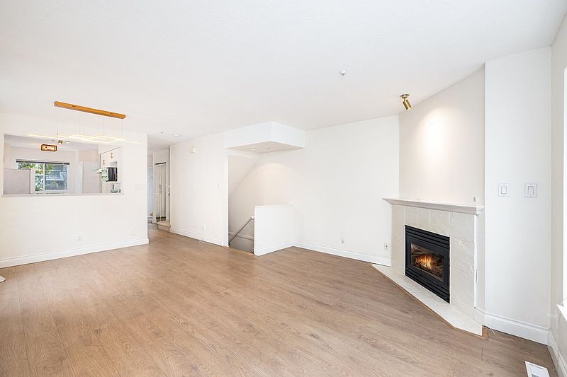 Vancouver Townhouse for rent - 3 Bedrooms — photo 3