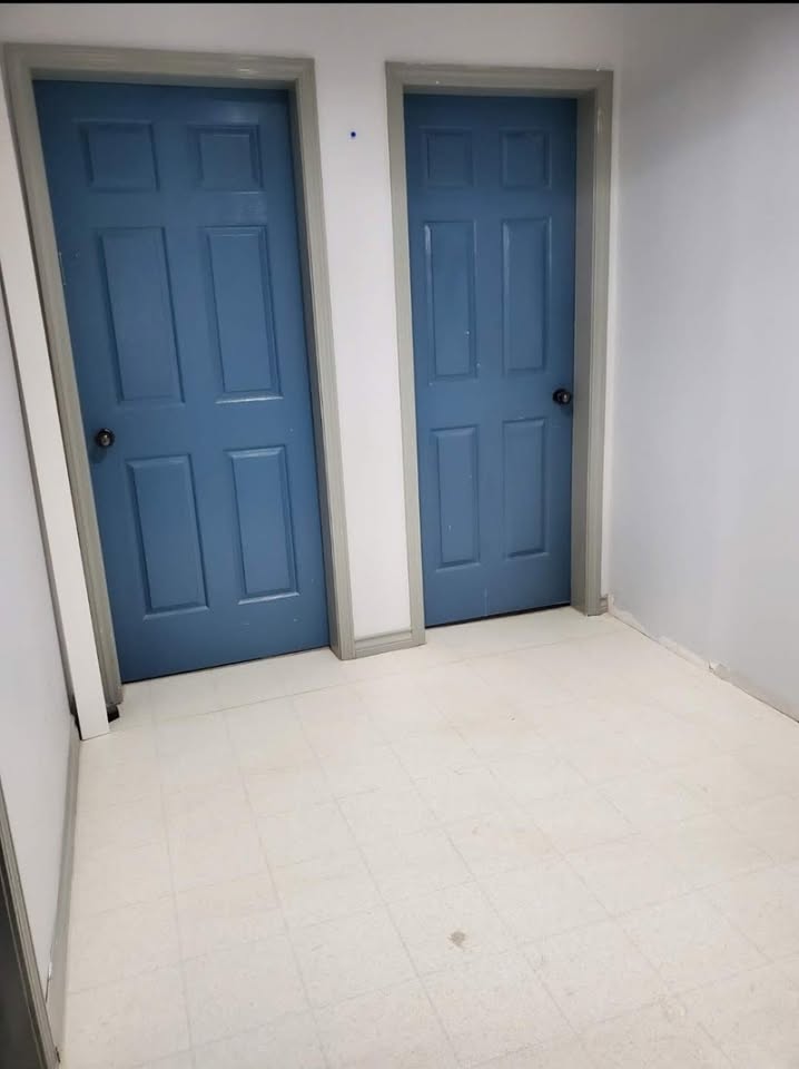Charming 2-Bedroom Basement Suite in Fleetwood in Surrey — photo 12