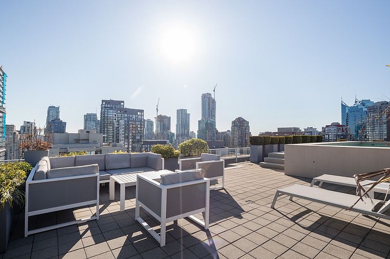 Vancouver Apartment for rent - 3 Bedrooms — photo 34