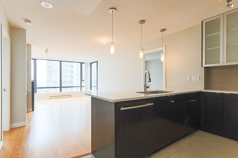Burnaby Condominimum for rent - 2 Bedrooms — photo 11