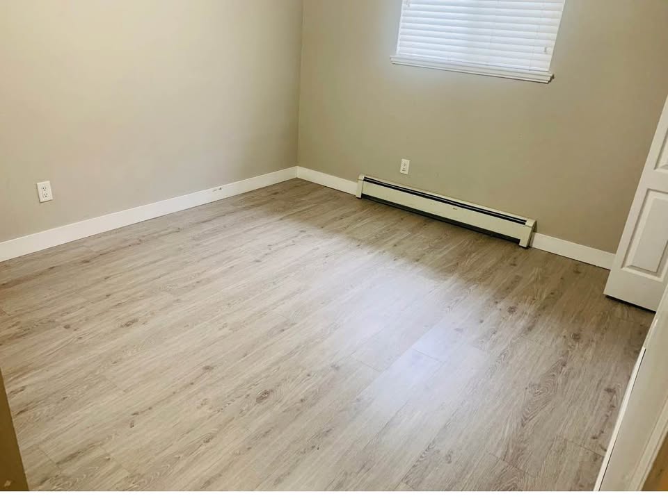 Spacious 2-Bedroom Apartment in Surrey — photo 4