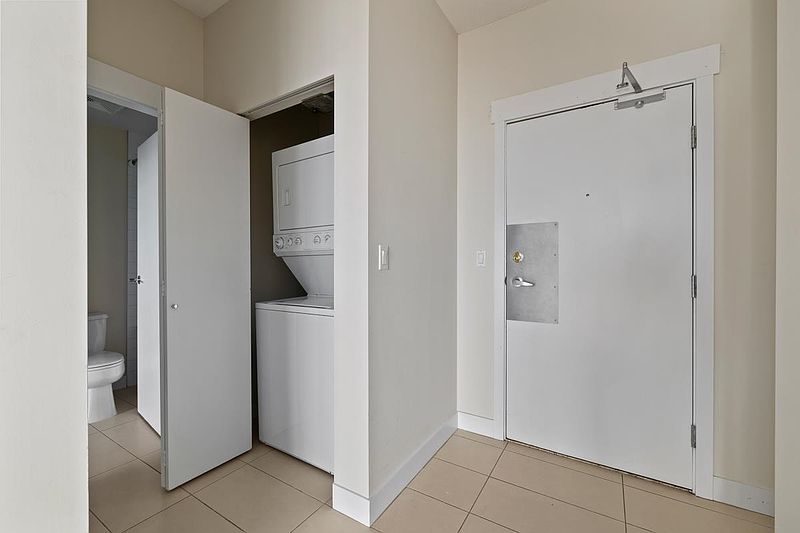 Burnaby Condominimum for rent - 2 Bedrooms — photo 22