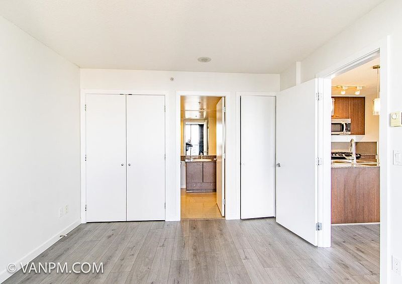 Burnaby Condominimum for rent - 2 Bedrooms — photo 4