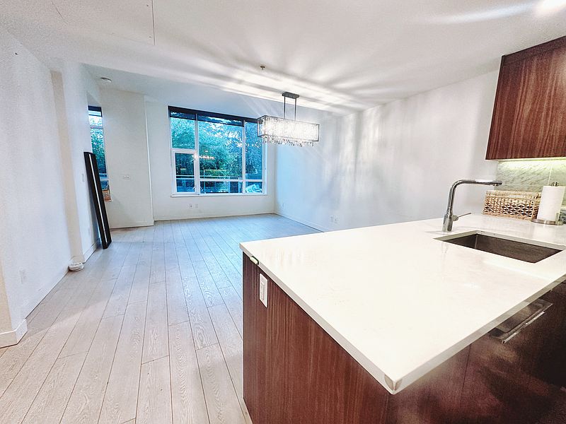 Richmond Townhouse for rent - 2 Bedrooms — photo 33