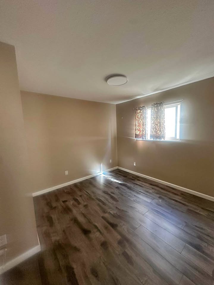 Charming 1 Bed House for Rent in New Westminster — photo 3