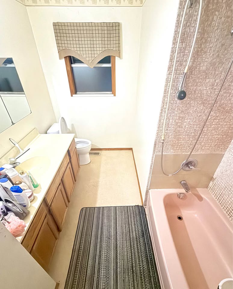 Charming 1 Bed House for Rent in Vancouver — photo 4