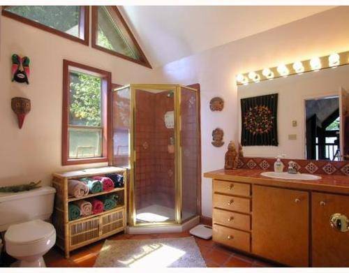 326 Sasamat Ln, North Vancouver | 3BD/2BA | Waterfront Home — photo 20