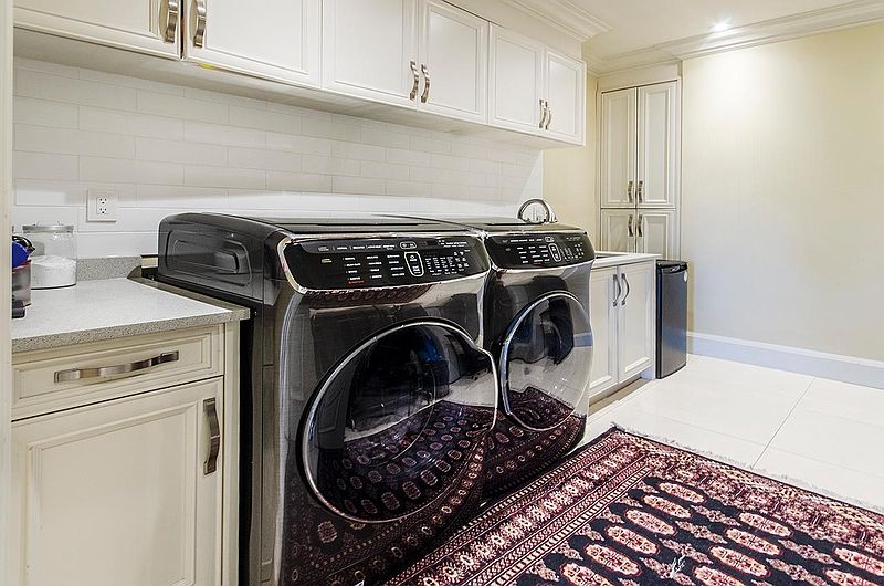 Surrey House for rent - 5 Bedrooms — photo 23