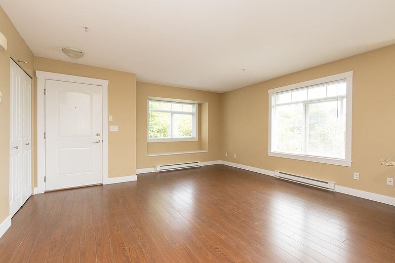 Burnaby Townhouse for rent - 2 Bedrooms — photo 7