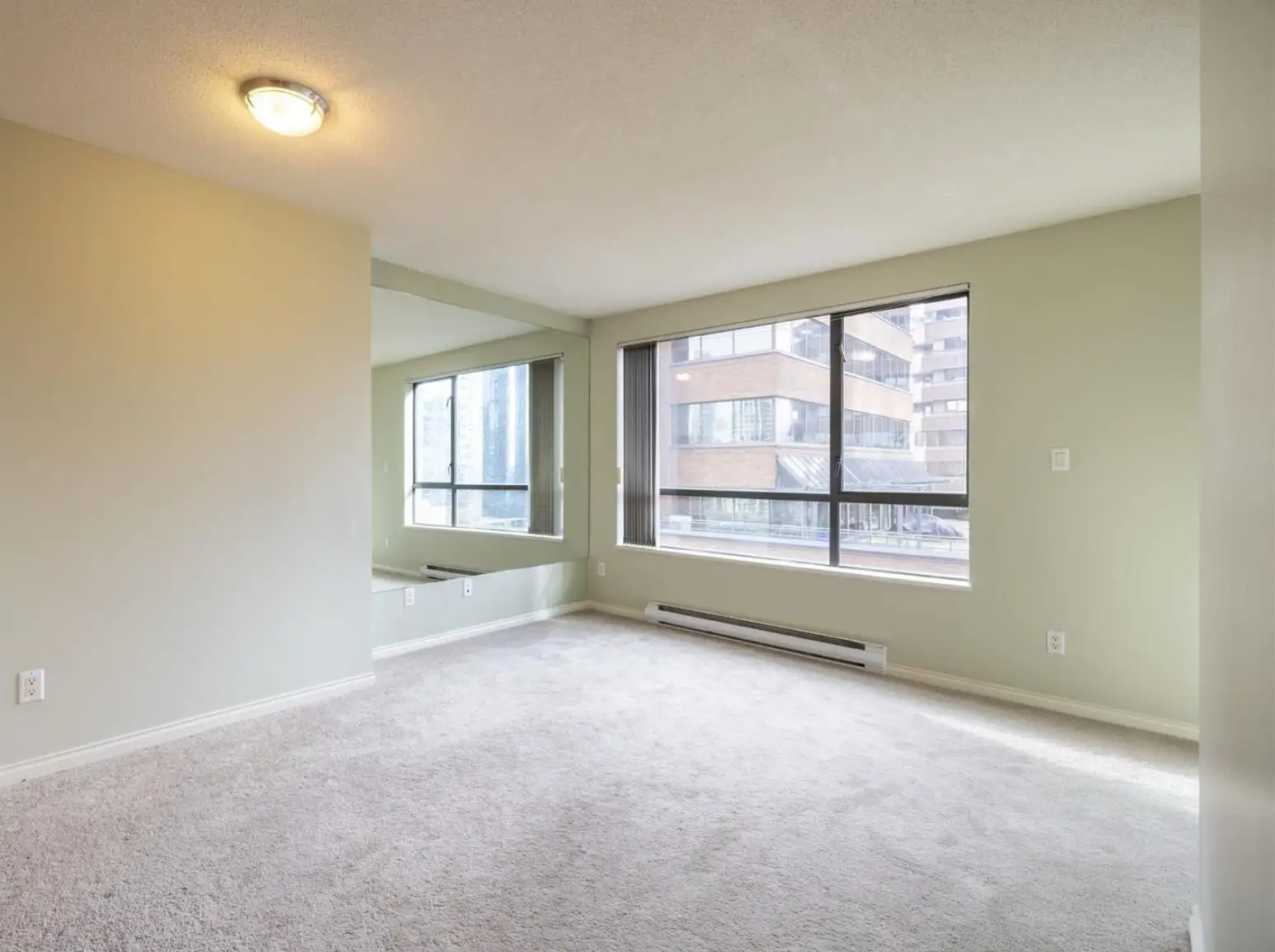 1189 Howe St, Vancouver, BC | 1BD + Den / 1 BA | Downtown Vancouver — photo 10