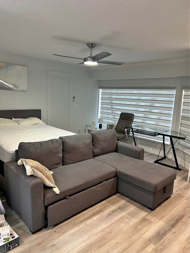 Charming Studio Apartment for Rent in Surrey in Surrey