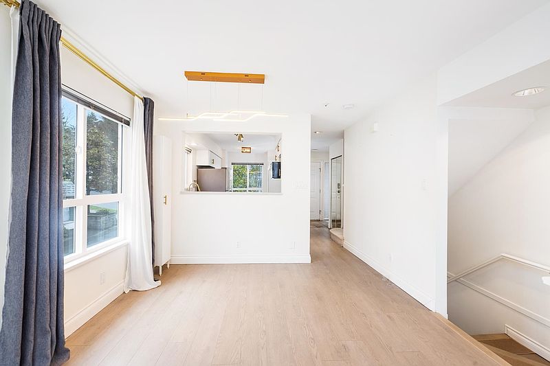 Vancouver Townhouse for rent - 3 Bedrooms — photo 4