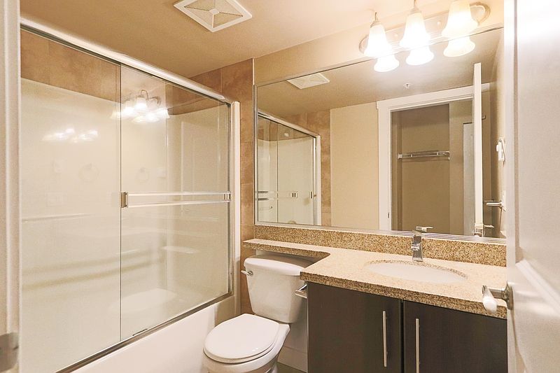 Burnaby Townhouse for rent - 1 Bedroom — photo 8