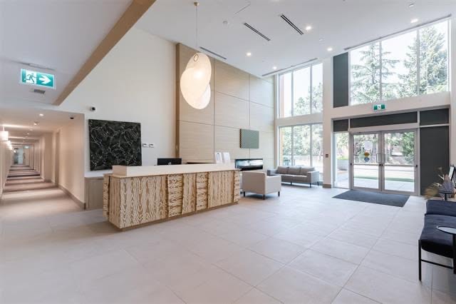 Modern 1-Bed Apartment in Surrey - $1,950/month — photo 16