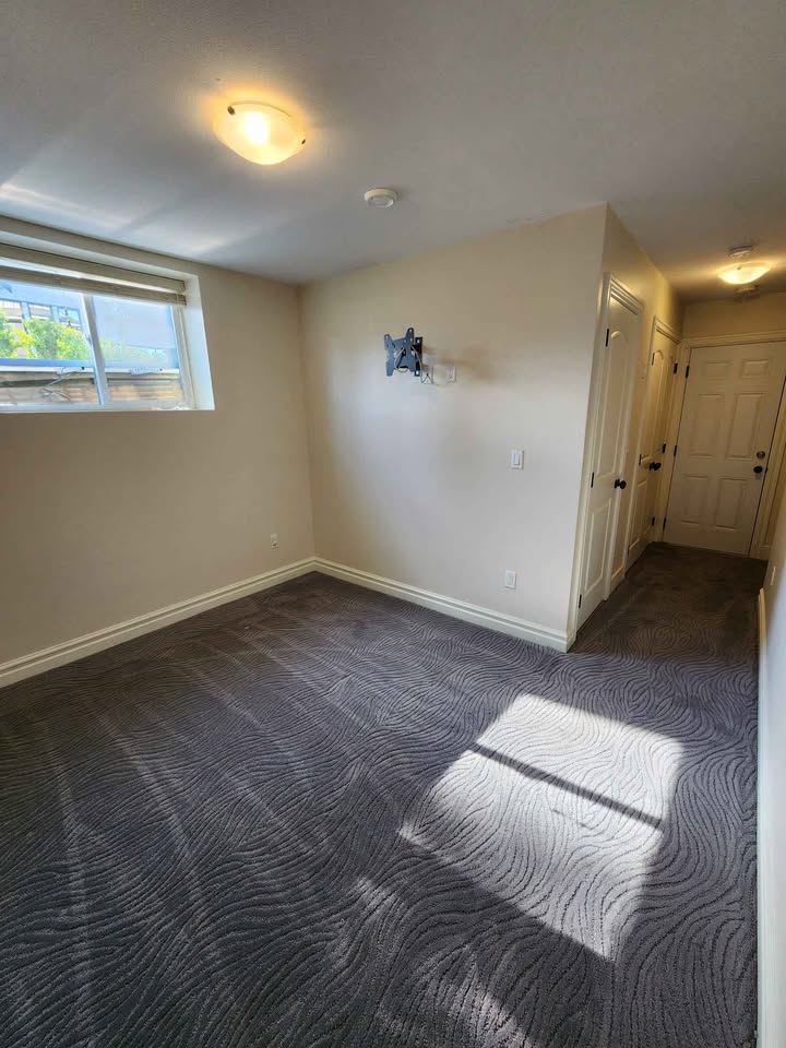 Spacious 3-Bedroom Basement Suite in Surrey — photo 7