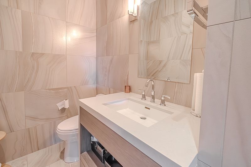 Vancouver Apartment for rent - 4 Bedrooms — photo 12