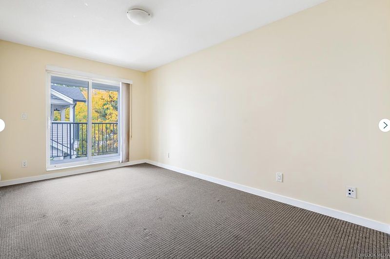 Surrey Townhouse for rent - 2 Bedrooms — photo 2