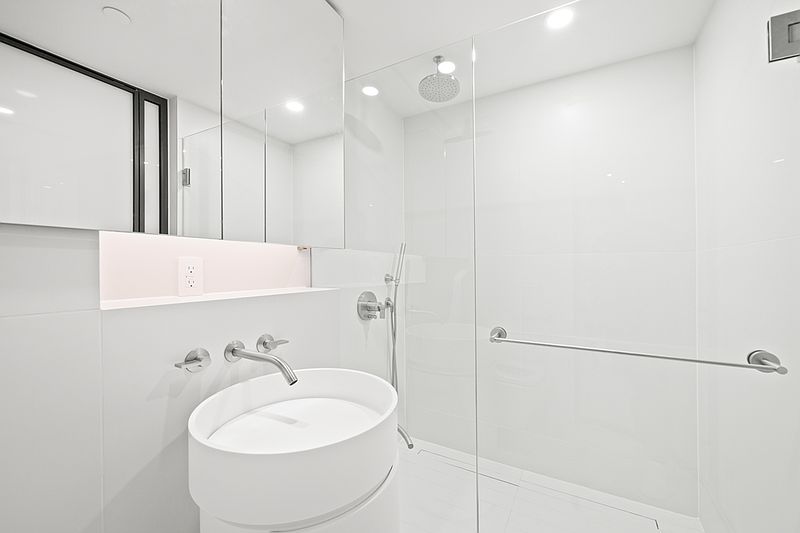 Vancouver Apartment for rent - 2 Bedrooms — photo 13
