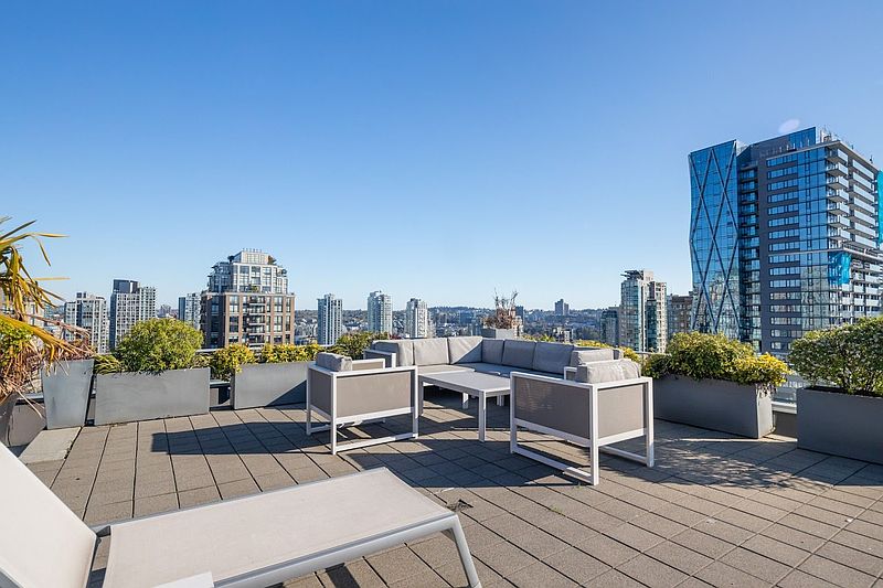 Vancouver Apartment for rent - 3 Bedrooms — photo 20