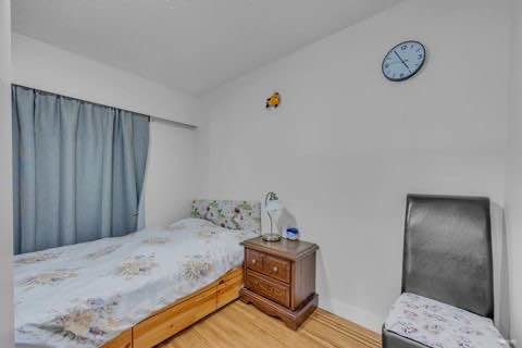 Spacious 4 Bedroom House for Rent in Surrey — photo 10