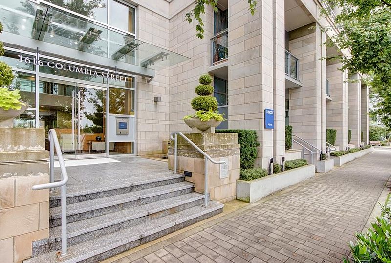 Vancouver Townhouse for rent - 1 Bedroom — photo 15