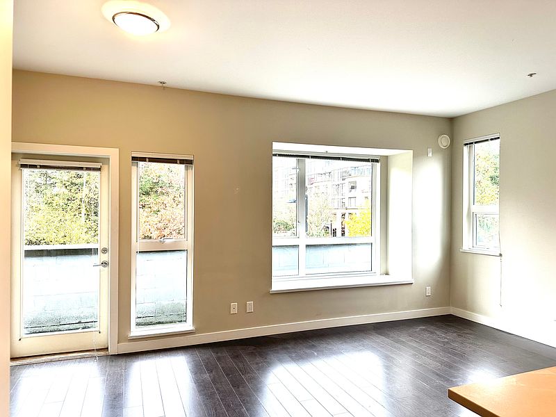 Burnaby Apartment for rent - 1 Bedroom — photo 2