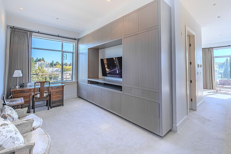 Vancouver Apartment for rent - 4 Bedrooms — photo 13